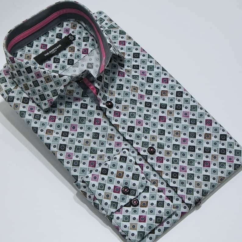 Green Geometrical Print.