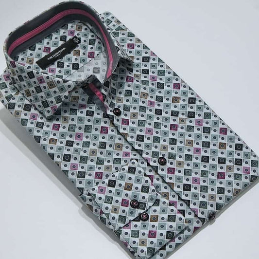 Green Geometrical Print.