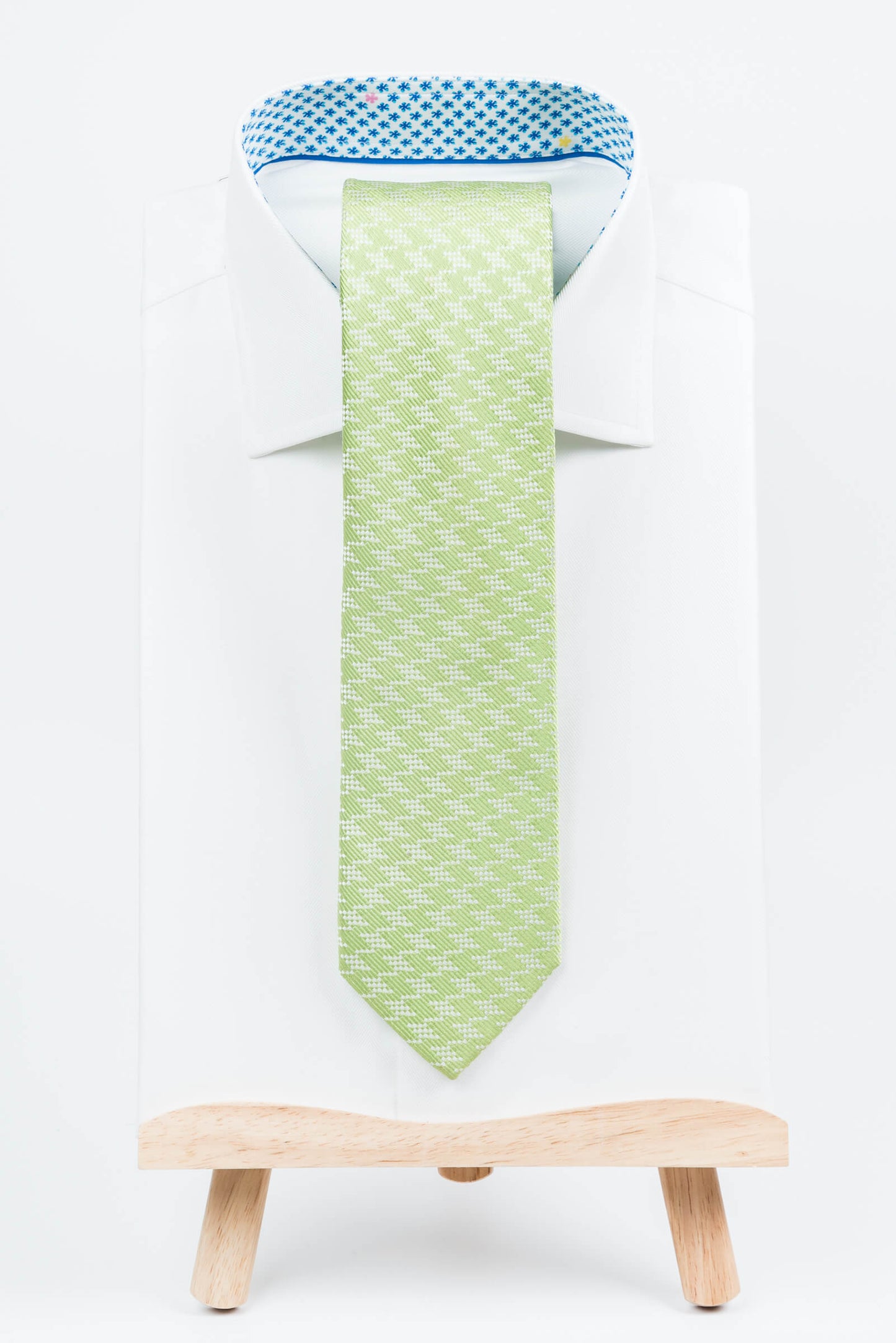 Green Self Tie.